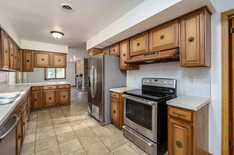 749 Wright Ln, Marshall, MI 49068 photo 10