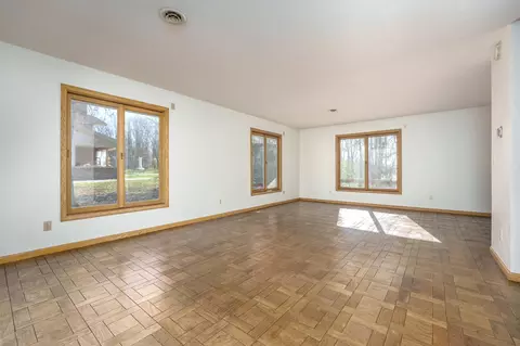 749 Wright Ln, Marshall, MI 49068 photo 3