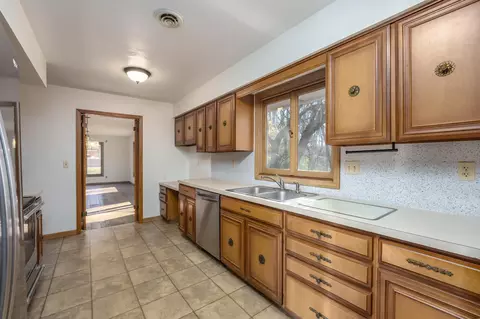 749 Wright Ln, Marshall, MI 49068 photo 11