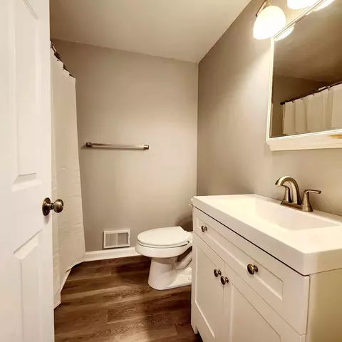 4649 Westbrook Dr, Jackson, MI 49201 photo 10