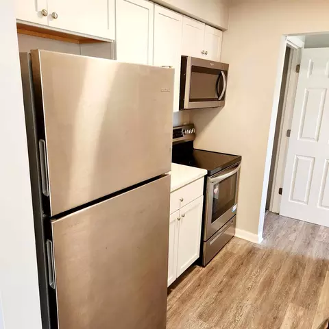4649 Westbrook Dr, Jackson, MI 49201 photo 3