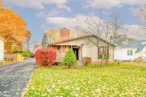 2737 Niles Rd, St. Joseph, MI 49085