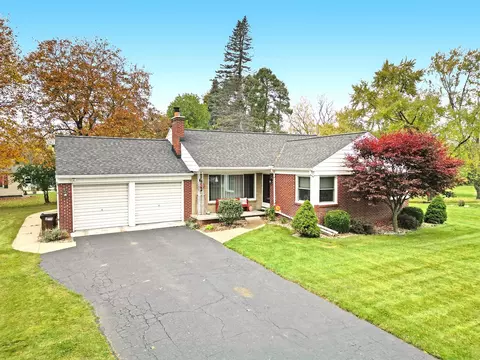 764 Woodbine Blvd, Jackson, MI 49203