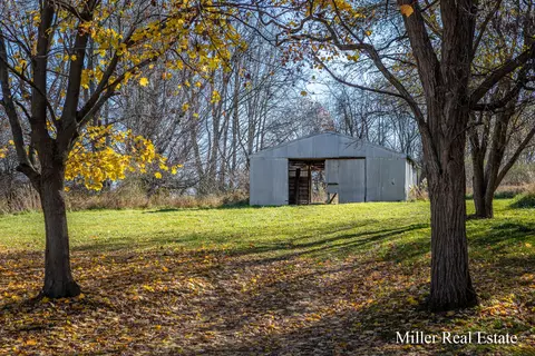 3721 Eckert Rd, Freeport, MI 49325 photo 40