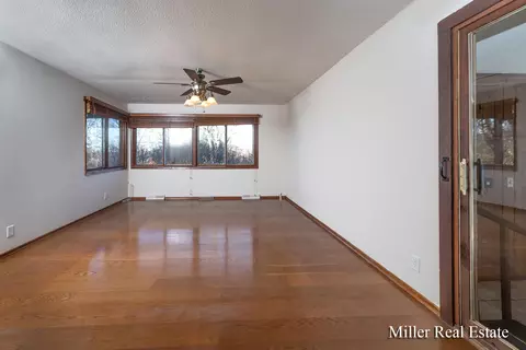 3721 Eckert Rd, Freeport, MI 49325 photo 19