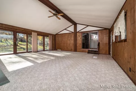 3721 Eckert Rd, Freeport, MI 49325 photo 8