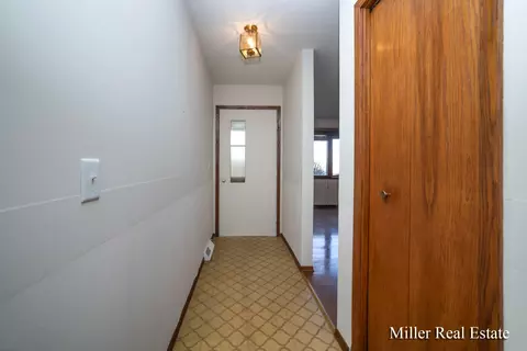 3721 Eckert Rd, Freeport, MI 49325 photo 18