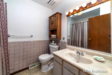 3721 Eckert Rd, Freeport, MI 49325 photo 17