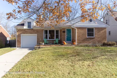 1520 Cornell Dr SE, Grand Rapids, MI 49506