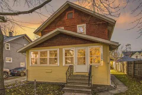 1008 Clinton Ave, Kalamazoo, MI 49001