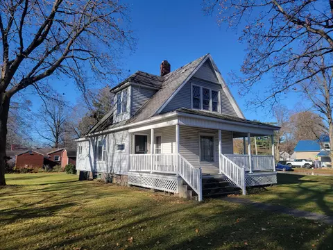 139 N Fourth St, Burr Oak, MI 49030