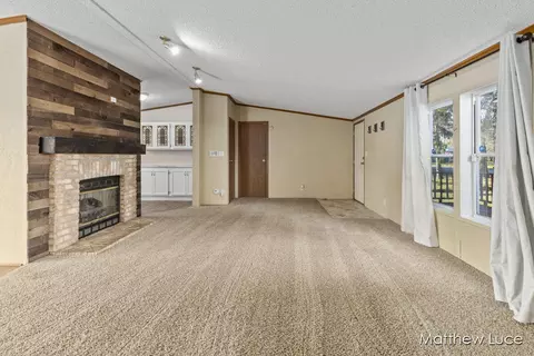 803 S Parker St, Crystal, MI 48818 photo 8