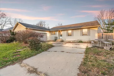5106 W Willow Hwy, Lansing, MI 48917