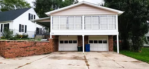135 Circle Dr, Battle Creek, MI 49015