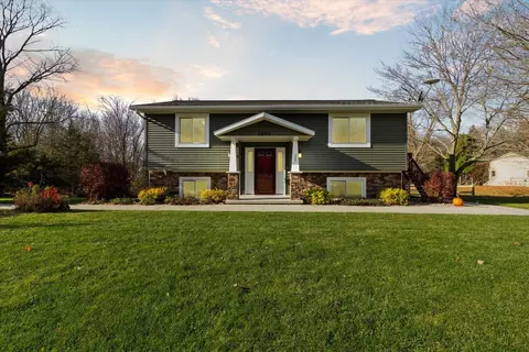 7090 Maynard Rd, Portland, MI 48875