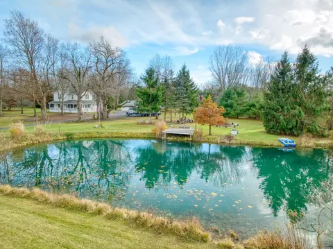 6921 S Stoney Lake Rd, Jackson, MI 49201