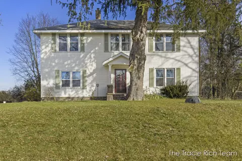 6225 Cannonsburg Rd NE, Belmont, MI 49306