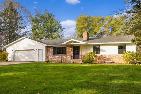9009 Shaner Ave NE, Rockford, MI 49341