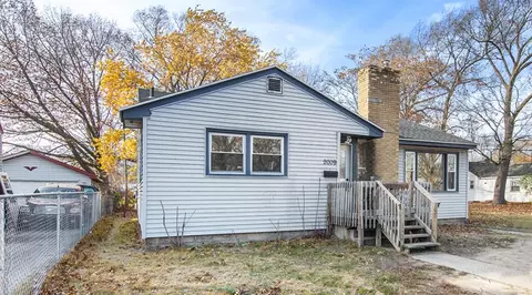 2009 7th St, Muskegon Heights, MI 49444
