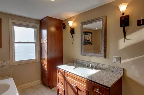 217 N Bowen St, Jackson, MI 49202 photo 42