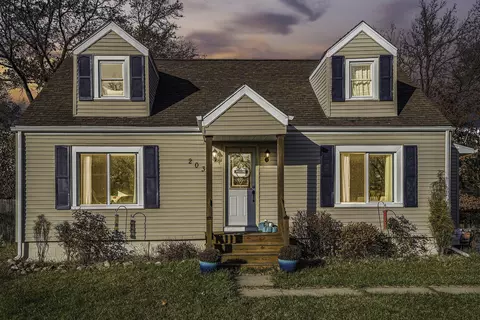 203 Poulsen Ave, Battle Creek, MI 49014