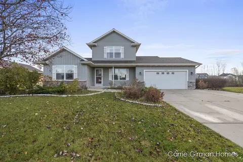 2560 Black Brook Dr, Zeeland, MI 49464