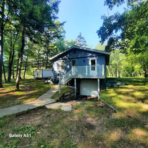 7665 1 12 Rd, Harrietta, MI 49638