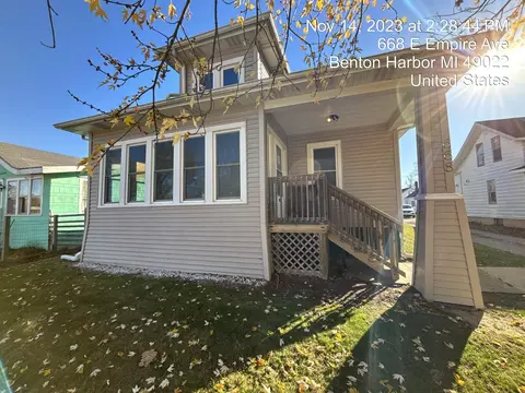 668 Empire Ave, Benton Harbor, MI 49022