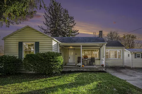 3605 W Willow St, Lansing, MI 48917