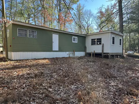 8040 W Jiffy Ave, Baldwin, MI 49304