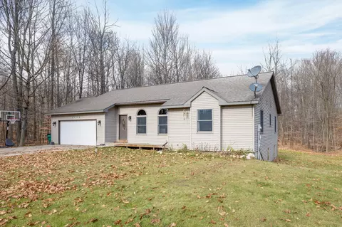 9726 E 4 12 Mile Rd, Luther, MI 49656