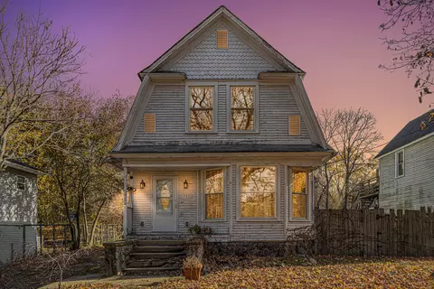 922 Charlotte Ave, Kalamazoo, MI 49048