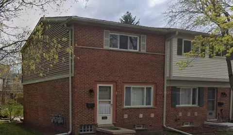 3148 Wolverine Dr #270, Ann Arbor, MI 48108