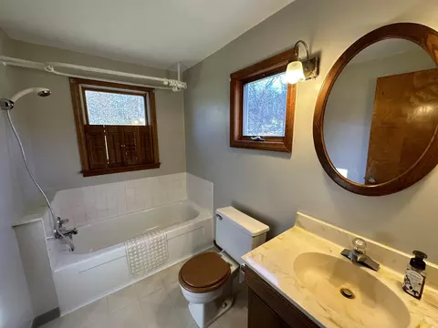 4750 Reynolds Rd, Jackson, MI 49201 photo 11