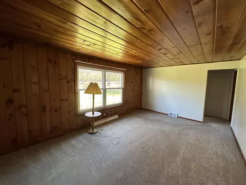 4750 Reynolds Rd, Jackson, MI 49201 photo 4