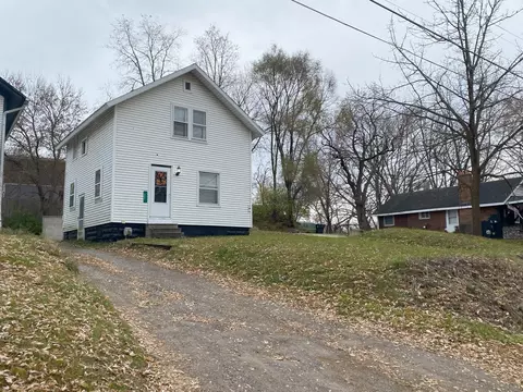 307 Watts St, Jackson, MI 49203