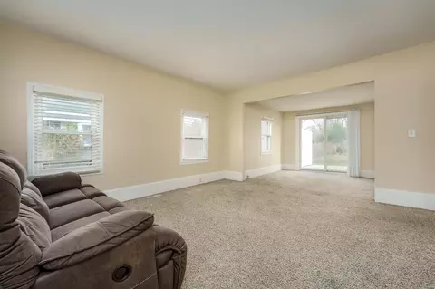 607 West St, Three Rivers, MI 49093 photo 8