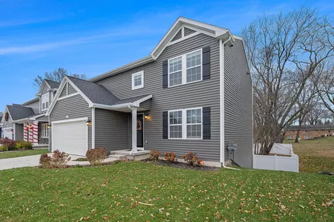 4887 Meadow Brown Dr, Hudsonville, MI 49426