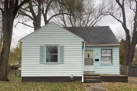 536 Harding Pl, Kalamazoo, MI 49007