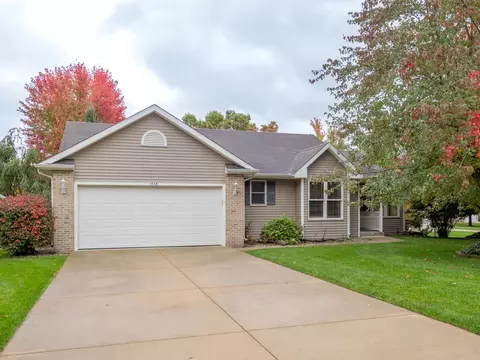 1538 Sarasota Trl, Portage, MI 49002