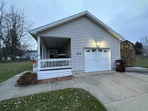 308 Kenneth St, Jackson, MI 49203 photo 3