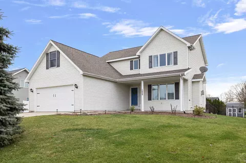 1222 Pioneer Ave, St. Joseph, MI 49085