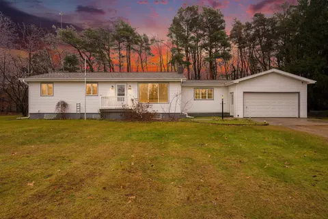 1961 W Carson City Rd, Fenwick, MI 48834