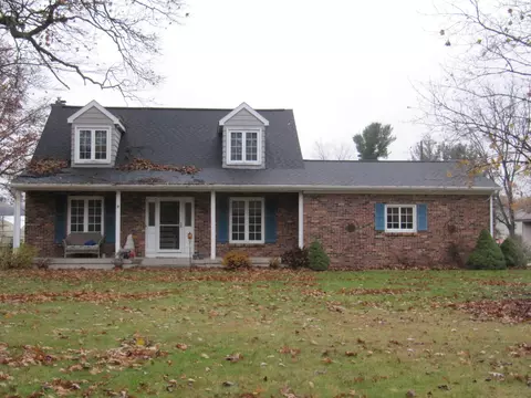 4955 Baldwin St, Hudsonville, MI 49426