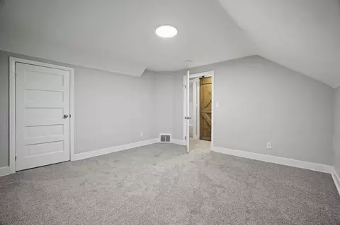 1427 Joy Ave, Jackson, MI 49203 photo 23