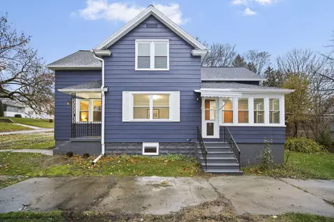 1427 Joy Ave, Jackson, MI 49203