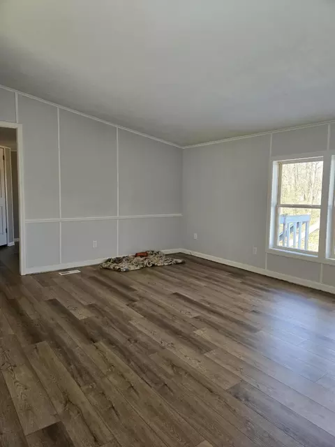 12445 Saddler Rd, Plainwell, MI 49080 photo 2