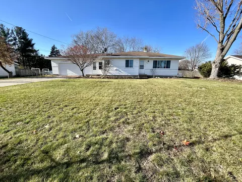7713 20th Ave, Jenison, MI 49428