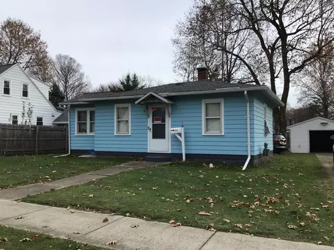 153 W Second Ave, Plainwell, MI 49080 photo 2