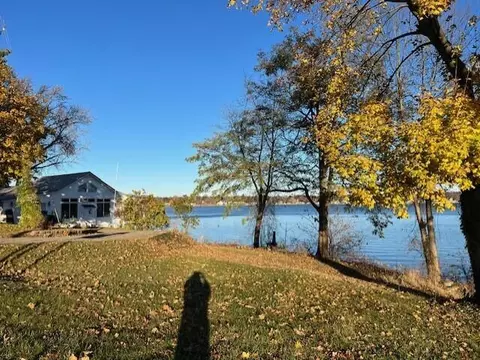 917 Elm St, Colon, MI 49040